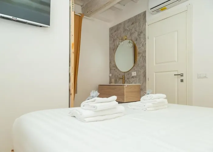 Luxury In Vaticano Apartment